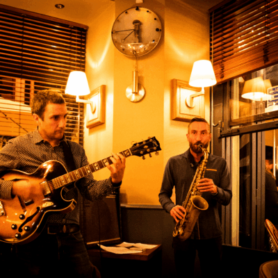 Duo guitare et saxophone à Lyon au Café Edgard Quinet